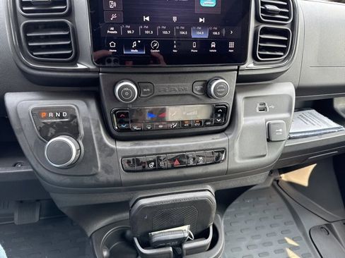 Used 2024 RAM ProMaster 3500 w/ Delivery Van Package image 21