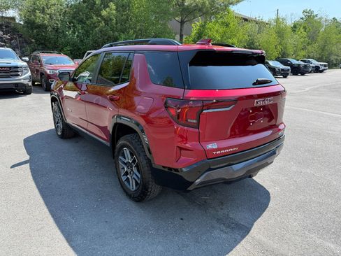 Used 2026 GMC Terrain AT4 AWD/4WD image 3