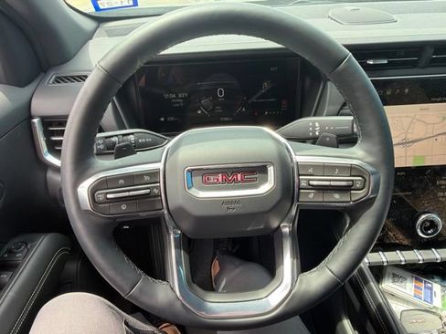 Used 2026 GMC Terrain Elevation w/ Elevation Premium Package FWD image 15