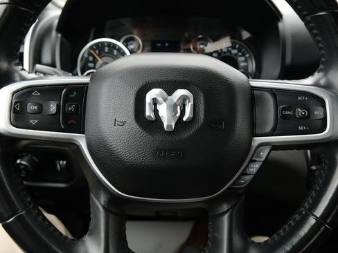 Used 2022 RAM 1500 Big Horn AWD/4WD image 16