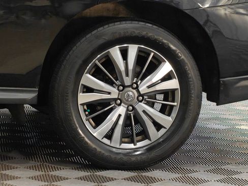 Used 2019 Nissan Pathfinder SL AWD/4WD image 58