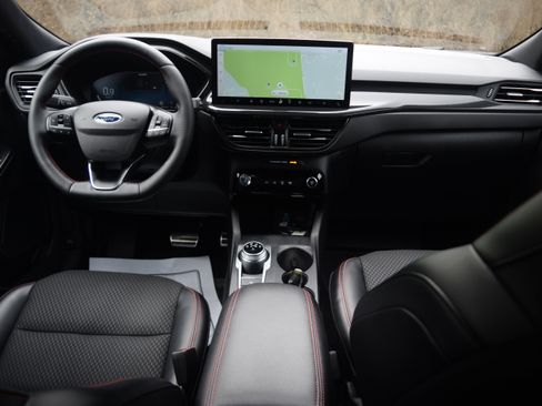 Used 2023 Ford Escape ST-Line Select w/ Tech Pack #2 image 8