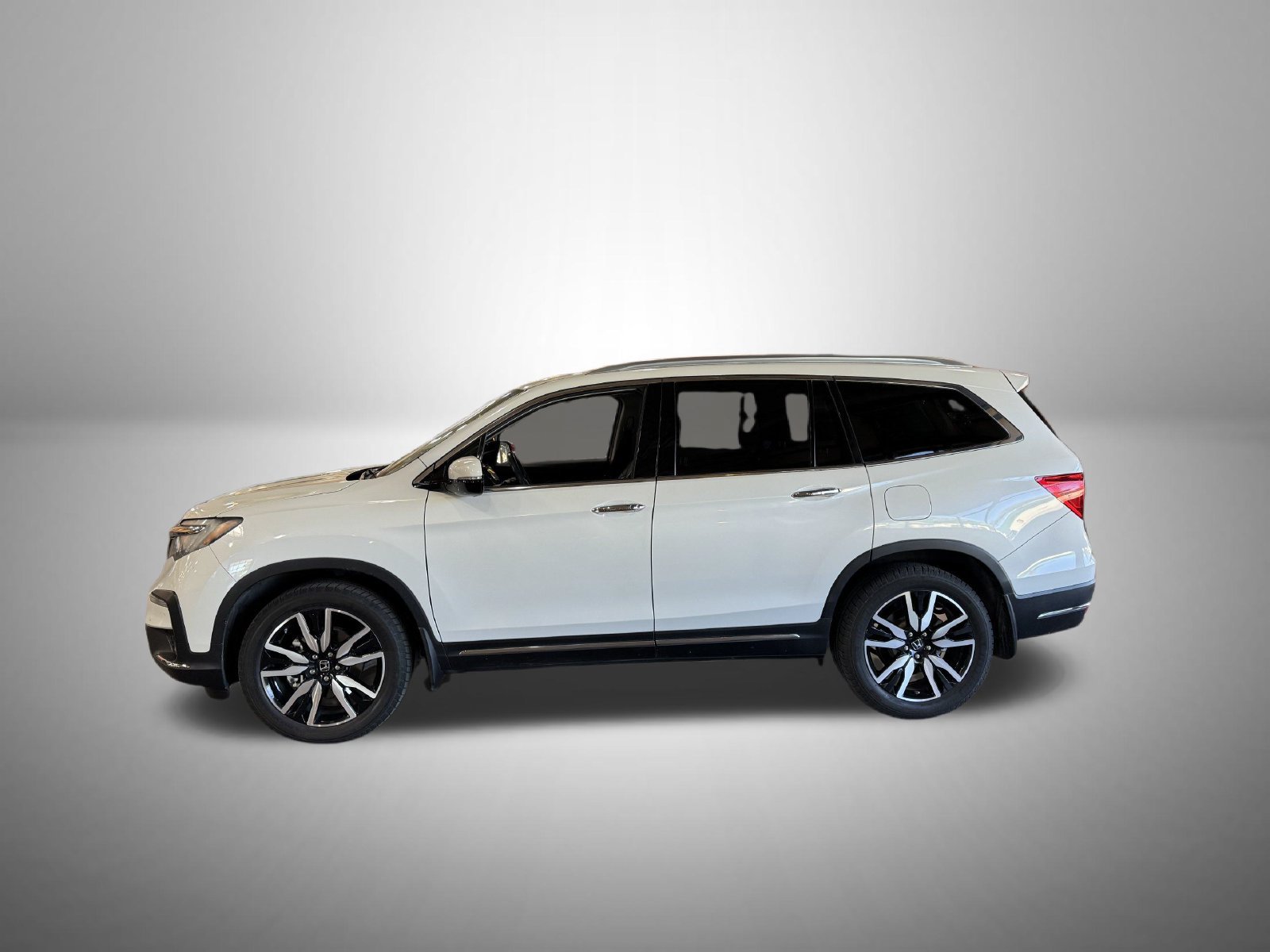 Used 2021 Honda Pilot Elite image 4