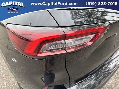 Used 2024 Ford Escape ST-Line image 15