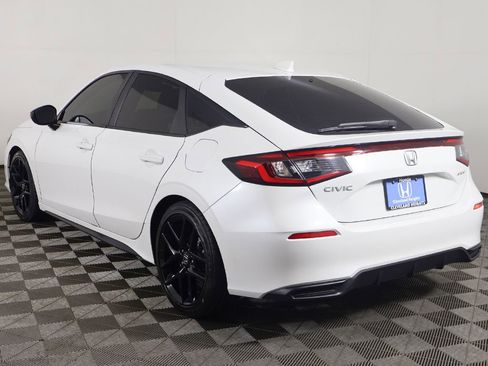 Used 2024 Honda Civic Sport image 6
