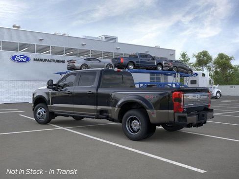 New 2026 Ford F350 4x4 Crew Cab DRW Super Duty image 4
