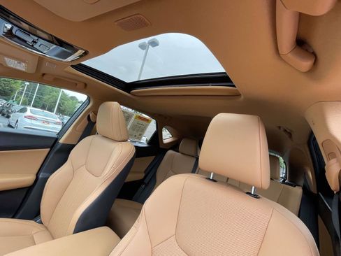 Used 2024 Lexus NX 350 AWD image 32
