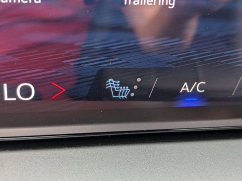 New 2026 Chevrolet Traverse LT w/ Enhanced Driving Package image 26