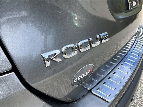 Used 2020 Nissan Rogue SL w/ Premium Package AWD/4WD image 10