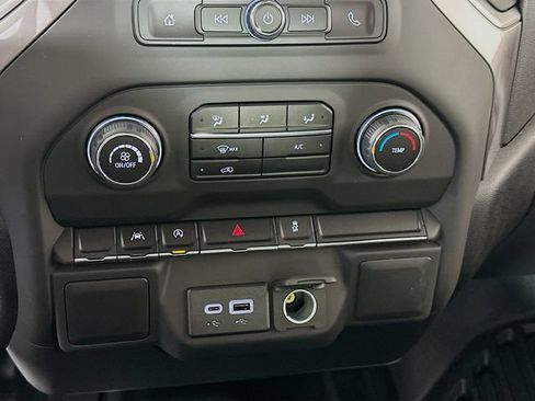 New 2025 Chevrolet Silverado 1500 W/T image 15