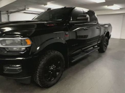 Used 2022 RAM 2500 Laramie AWD/4WD image 4