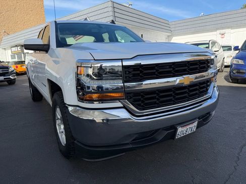 Used 2018 Chevrolet Silverado 1500 LT RWD image 11