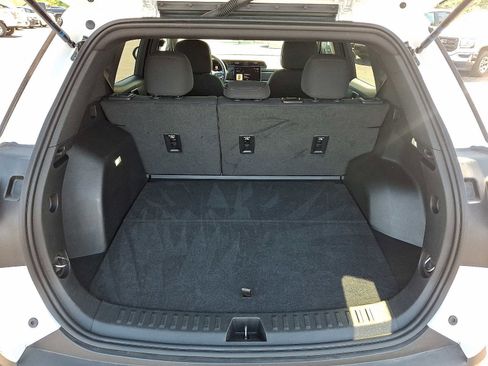 Used 2025 GMC Terrain Elevation image 28