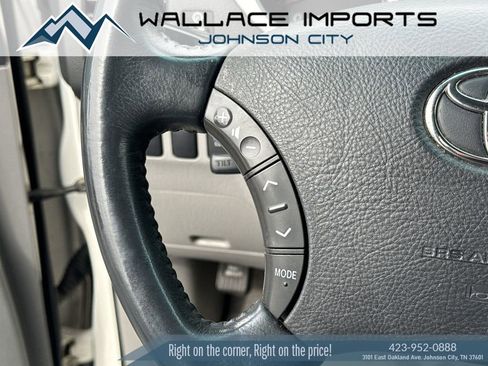 Used 2005 Toyota 4Runner Limited image 27