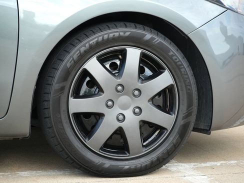 Used 2016 Kia Forte LX FWD image 31
