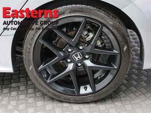 Used 2025 Honda Civic Sport image 8