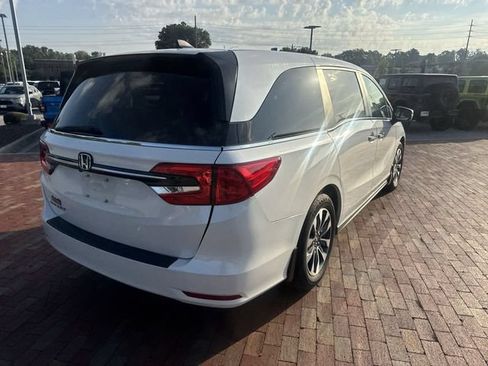 Certified 2024 Honda Odyssey EX-L image 14