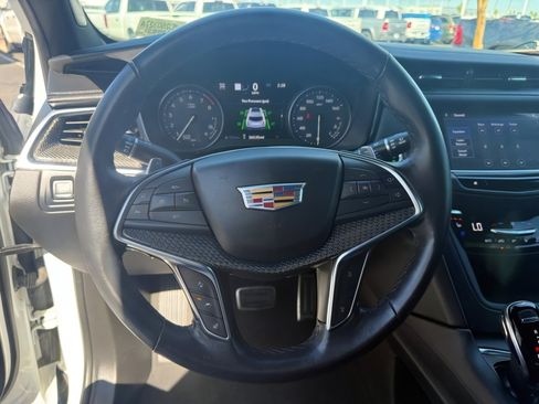 Used 2022 Cadillac XT5 Sportv w/ Technology Package image 12