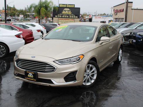 Used 2019 Ford Fusion SEL image 36