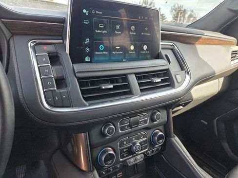 Used 2023 Chevrolet Tahoe High Country image 9