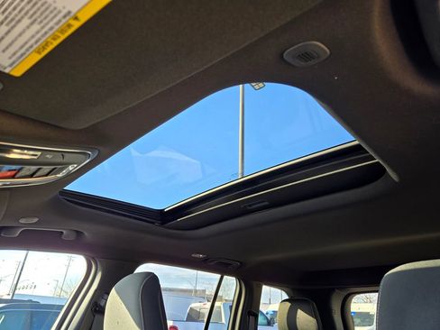 New 2025 Jeep Grand Cherokee Laredo X image 25