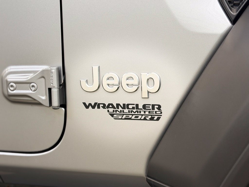 Used 2020 Jeep Wrangler Unlimited Sport S AWD/4WD image 5