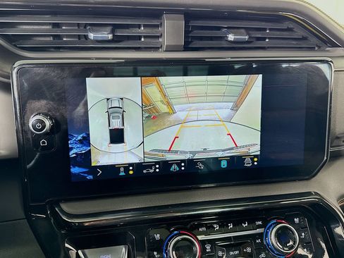 Used 2022 GMC Sierra 1500 AT4 w/ AT4 Premium Package image 39