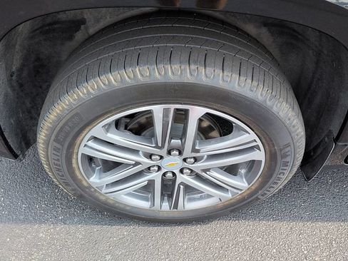 Used 2023 Chevrolet Traverse High Country w/ LPO, Floor Liner Package AWD/4WD image 9