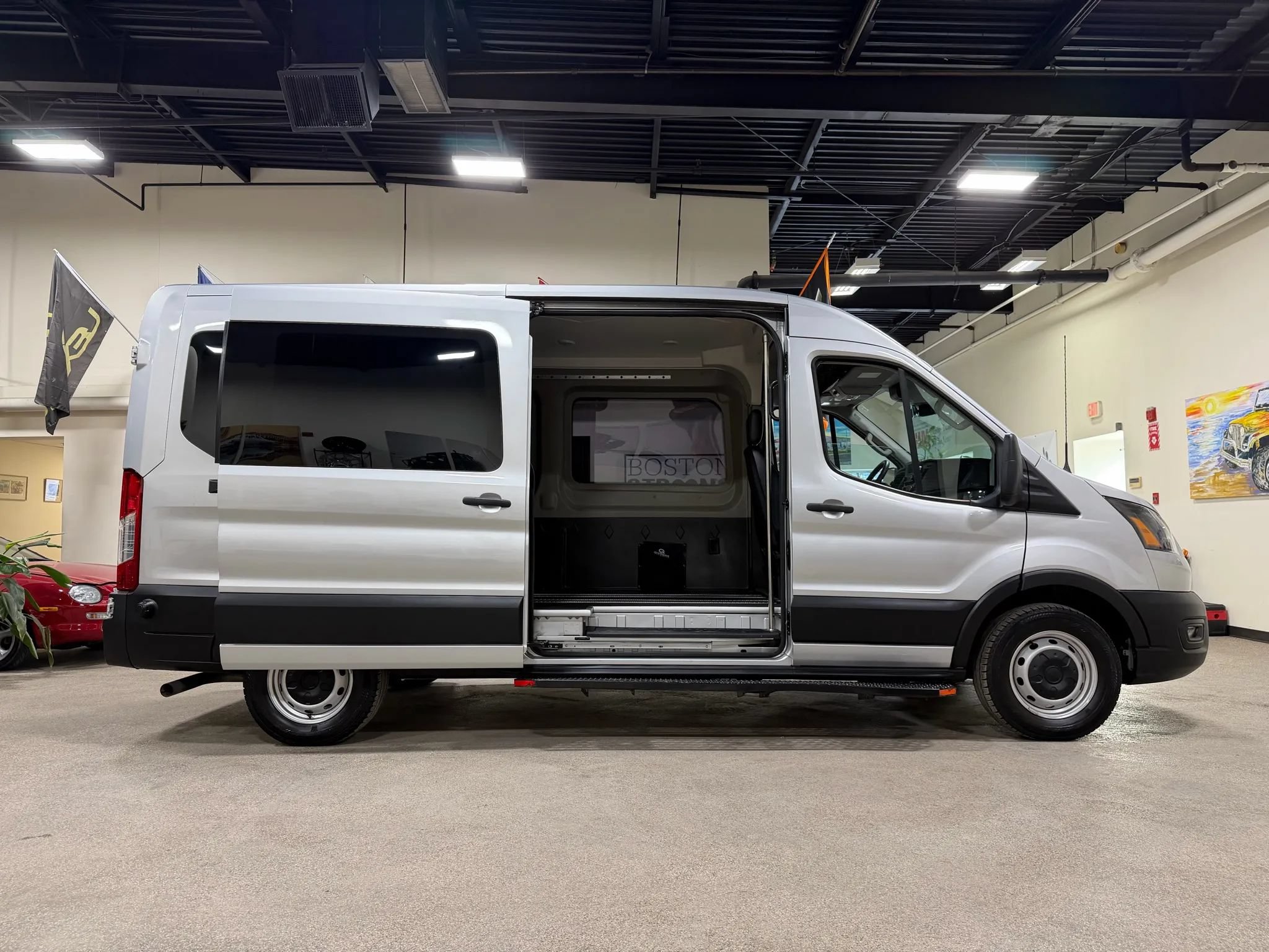 Used 2020 Ford Transit 250 Medium Roof RWD image 22