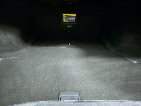 Used 2015 Lexus LS 460 AWD w/ Comfort Package image 31