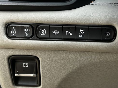 Used 2021 Acura TLX w/ Advance Package image 20