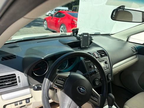 Used 2014 Subaru Crosstrek 2.0i Premium AWD/4WD image 4