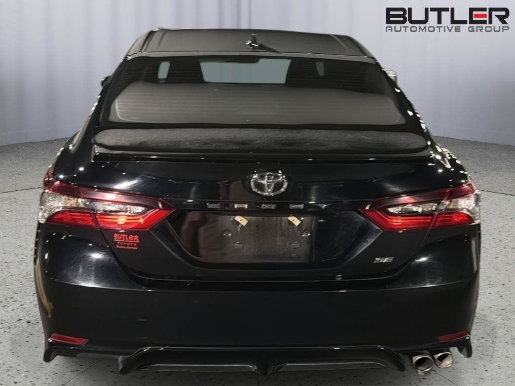 Used 2024 Toyota Camry SE w/ Convenience Package FWD image 6