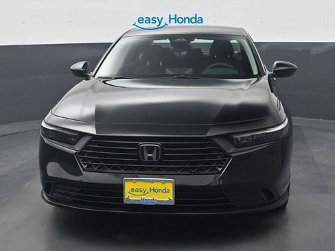 Used 2023 Honda Accord LX image 3