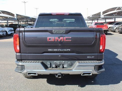 Used 2022 GMC Sierra 1500 SLT image 4