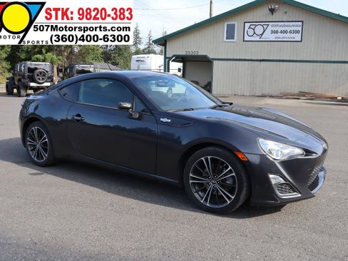 Used 2013 Scion FR-S RWD image 10