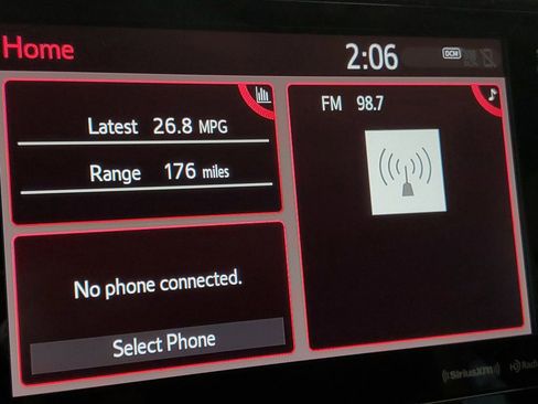 Used 2021 Toyota Camry XSE image 18