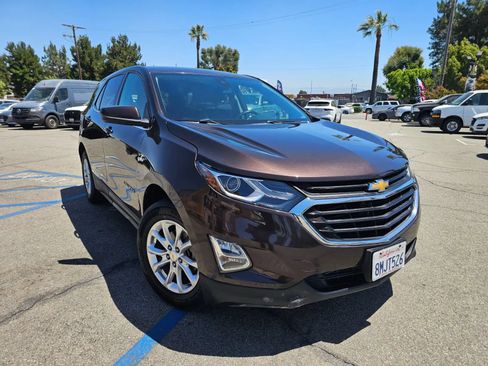 Used 2020 Chevrolet Equinox LT FWD image 3