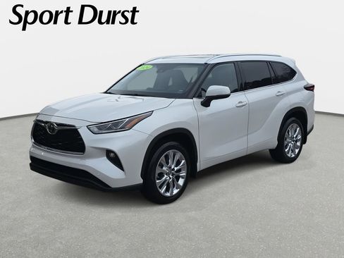 Used 2024 Toyota Highlander Limited image 1