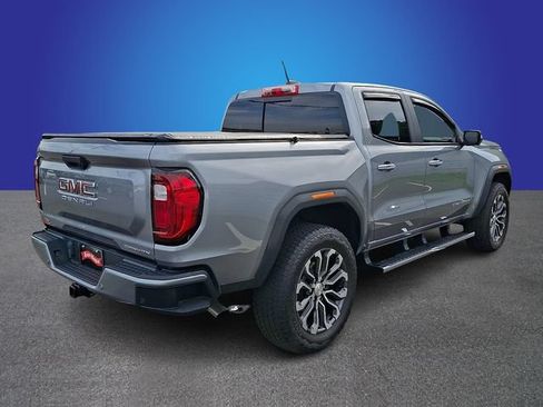 Used 2025 GMC Canyon Denali AWD/4WD image 5