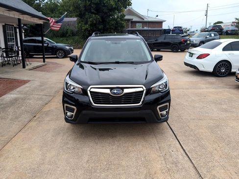 Used 2020 Subaru Forester Limited image 2