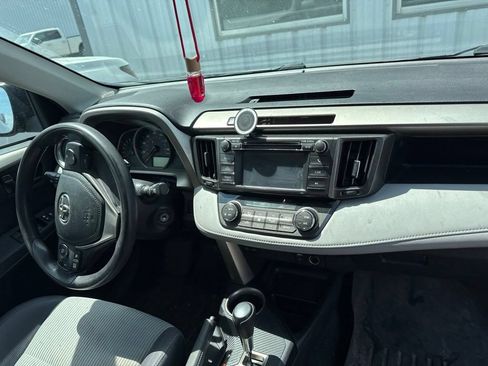 Used 2013 Toyota RAV4 XLE AWD/4WD image 12