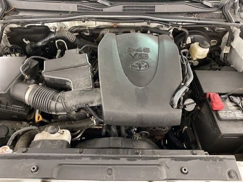 Used 2023 Toyota Tacoma SR AWD/4WD image 11