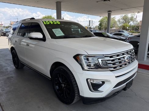 Used 2019 Ford Expedition Limited w/ Equipment Group 301A AWD/4WD image 2