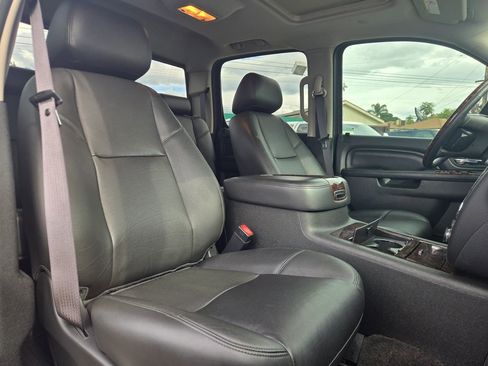 Used 2012 GMC Sierra 3500 Denali image 15