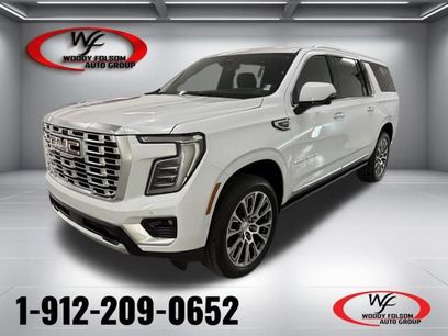 New 2026 GMC Yukon XL Denali w/ Sun & Power Step Package