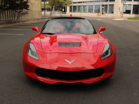 Used 2018 Chevrolet Corvette Stingray Coupe w/ Battery Protection Package image 4