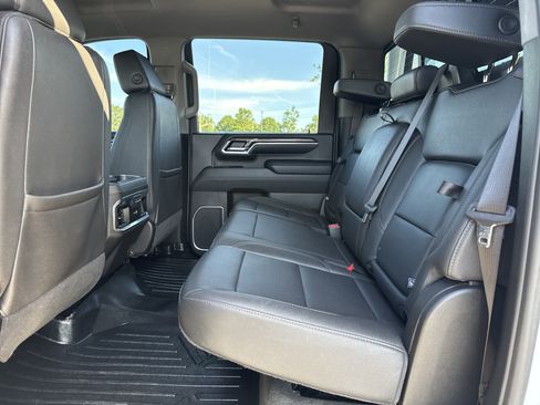 Used 2024 Chevrolet Silverado 2500 LTZ w/ LTZ Plus Package AWD/4WD image 28