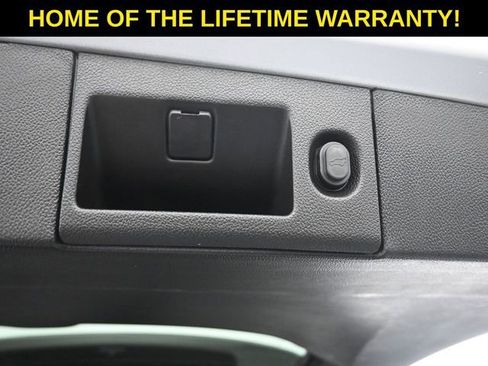 Used 2020 GMC Yukon Denali w/ Denali Ultimate Package image 47