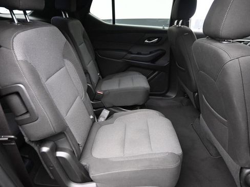 Used 2023 Chevrolet Traverse LT AWD/4WD image 10